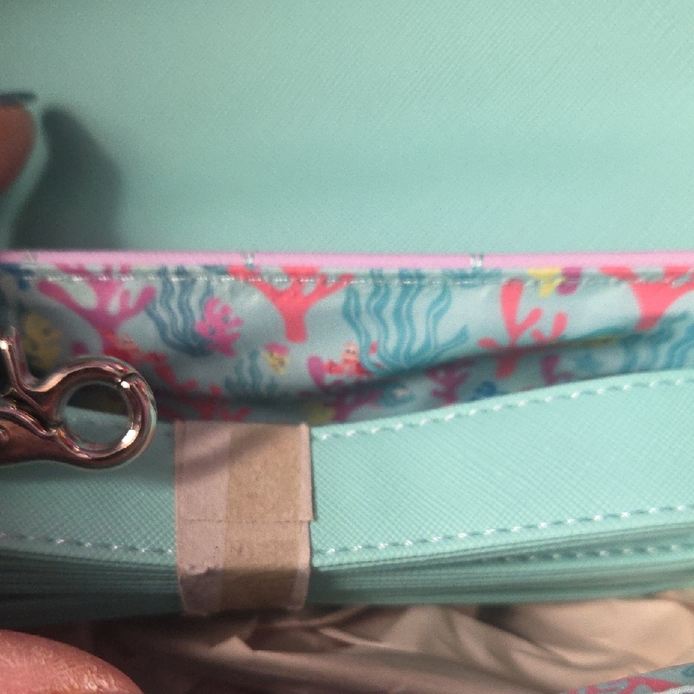 Pastel Clutch - Picture 6 of 9